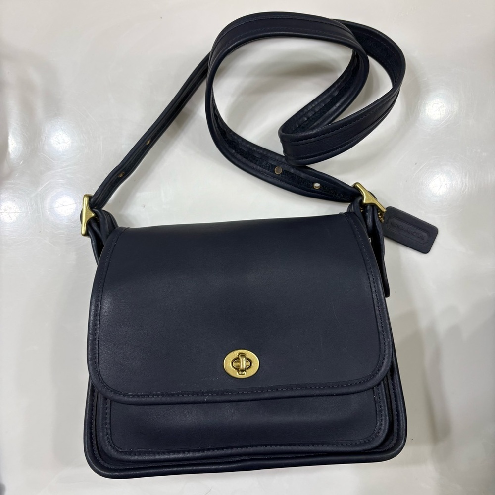 Vintage COACH Navy Blue Leather Rambler Shoulder Bag